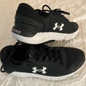 Under Armour Women's Charged Rogue  Running Shoe Size: 8.5